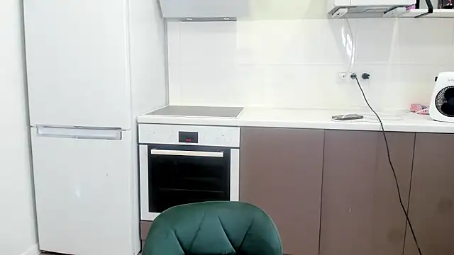 Snapshot of Your_Masha chatting on 10-22-25, 08:58 Your Masha online show from 10-22-25, 08:58