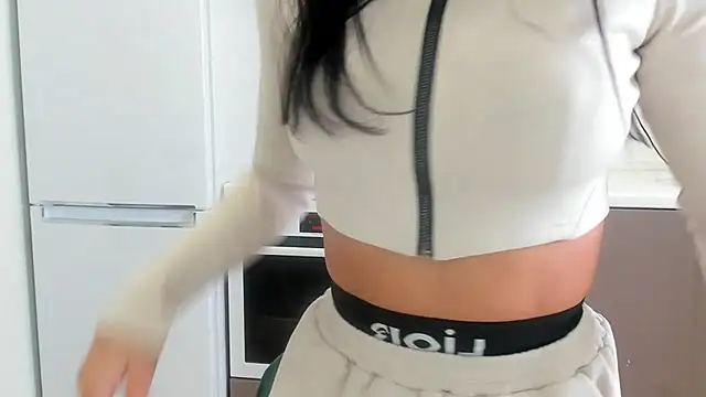 Snapshot of Your_Masha chatting on 11-09-25, 07:28 Your Masha online show from 11-09-25, 07:28