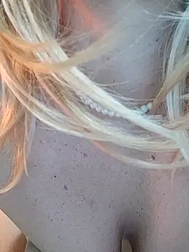 Vivian115 online show from 12-23-25, 12:52