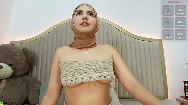 dalilasaadi  online show from 04-09-26, 01:27