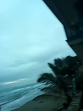 Snapshot of Luna-Natural chatting on 01-24-25, 10:30 Luna-Natural online show from 01-24-25, 10:30