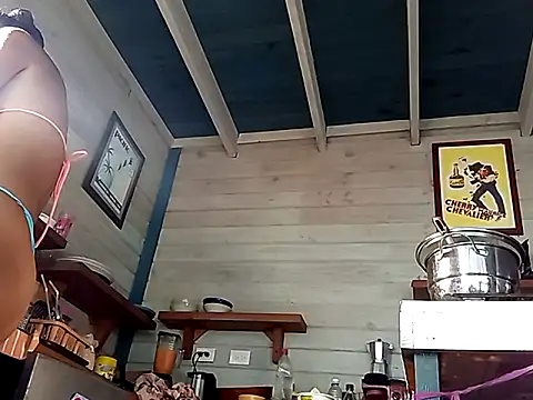 Snapshot of Luna-Natural chatting on 03-06-25, 01:14 Luna-Natural online show from 03-06-25, 01:14