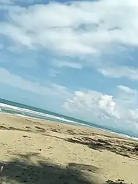 Snapshot of Luna-Natural chatting on 09-21-25, 06:53 Luna-Natural online show from 09-21-25, 06:53