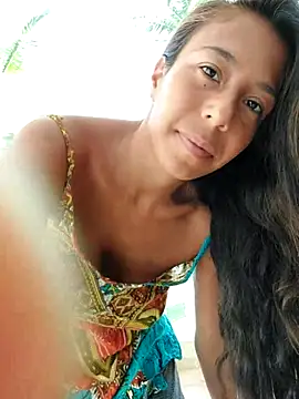 Snapshot of Luna-Natural chatting on 10-04-25, 12:36 Luna-Natural online show from 10-04-25, 12:36