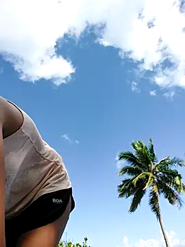 Snapshot of Luna-Natural chatting on 11-06-25, 03:24 Luna-Natural online show from 11-06-25, 03:24