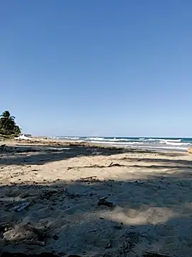 Snapshot of Luna-Natural chatting on 11-17-25, 06:57 Luna-Natural online show from 11-17-25, 06:57