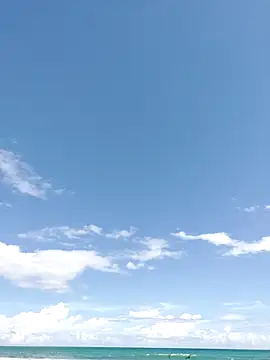 Snapshot of Luna-Natural chatting on 11-19-25, 04:18 Luna-Natural online show from 11-19-25, 04:18