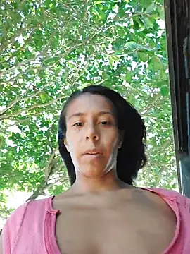 Snapshot of Luna-Natural chatting on 12-16-25, 07:30 Luna-Natural online show from 12-16-25, 07:30