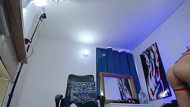 Snapshot of lizzy_squirt chatting on 01-30-25, 06:54 lizzy squirt online show from 01-30-25, 06:54