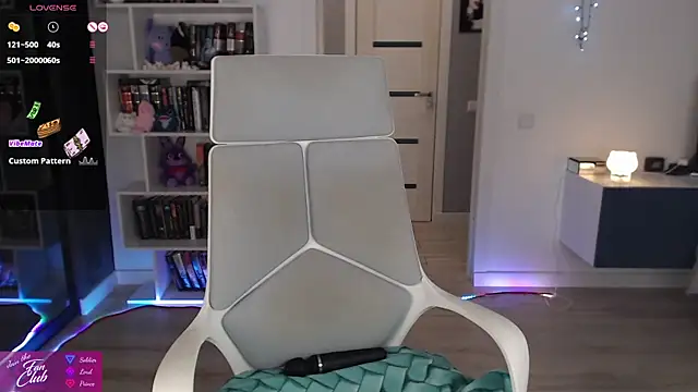 Emma Bryan online show from 02-15-26, 09:55