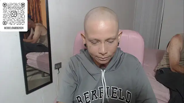 moon cat85 online show from 02-17-25, 10:47