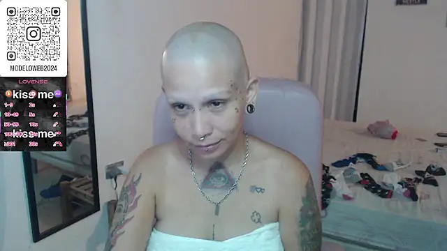 moon cat85 online show from 03-08-25, 12:22