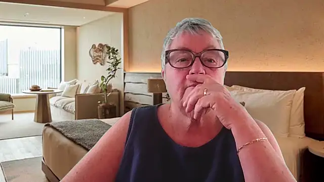 Snapshot of GrannyChrissy68 chatting on 06-06-26, 12:43 GrannyChrissy68 online show from 06-06-26, 12:43