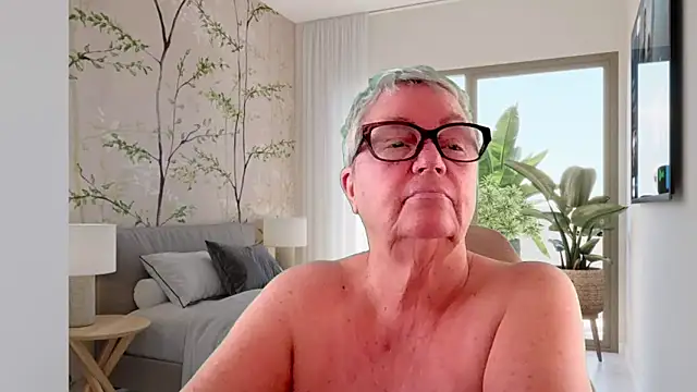 Snapshot of GrannyChrissy68 chatting on 06-17-26, 12:18 GrannyChrissy68 online show from 06-17-26, 12:18