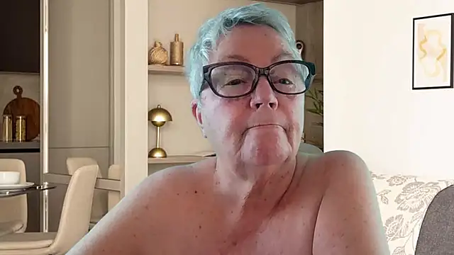Snapshot of GrannyChrissy68 chatting on 06-25-26, 01:26 GrannyChrissy68 online show from 06-25-26, 01:26