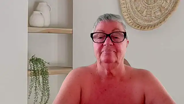 Snapshot of GrannyChrissy68 chatting on 07-03-26, 12:11 GrannyChrissy68 online show from 07-03-26, 12:11