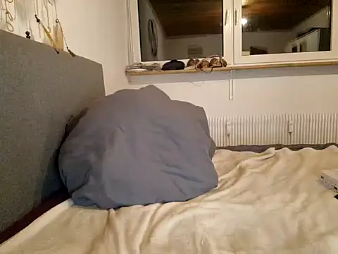 Snapshot of RubyRubin chatting on 01-31-25, 11:13 RubyRubin online show from 01-31-25, 11:13