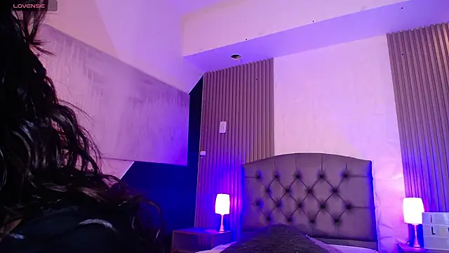 ximena diaz online show from 02-12-25, 07:24