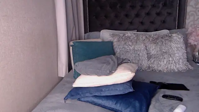 Snapshot of MariiePrice chatting on 06-06-26, 03:33 MariiePrice online show from 06-06-26, 03:33