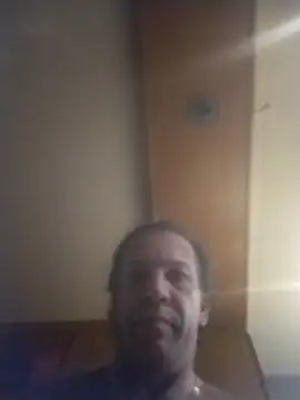 Snapshot of trucker1979 chatting on 11-28-25, 06:32 trucker1979 online show from 11-28-25, 06:32