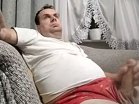 Snapshot of grzes19763 chatting on 10-26-25, 08:48 grzes19763 online show from 10-26-25, 08:48