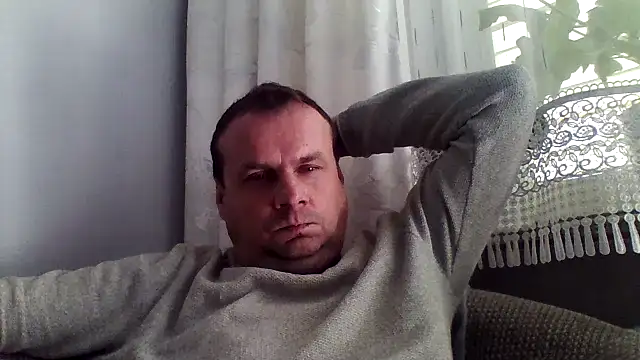Snapshot of grzes19763 chatting on 06-16-26, 09:23 grzes19763 online show from 06-16-26, 09:23