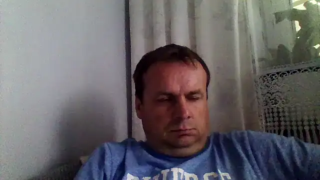 Snapshot of grzes19763 chatting on 07-08-26, 08:08 grzes19763 online show from 07-08-26, 08:08