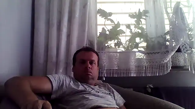 Snapshot of grzes19763 chatting on 07-19-26, 09:02 grzes19763 online show from 07-19-26, 09:02