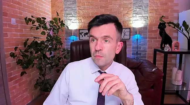 SteveTiger online show from 02-06-25, 02:04