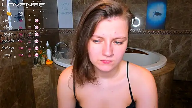 Snapshot of MelindaTin chatting on 03-21-25, 06:07 MelindaTin online show from 03-21-25, 06:07