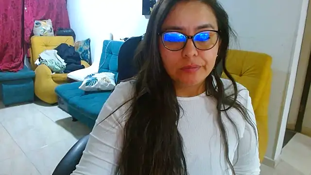 Snapshot of Ixchel_Anaid chatting on 06-14-26, 03:08 Ixchel Anaid online show from 06-14-26, 03:08