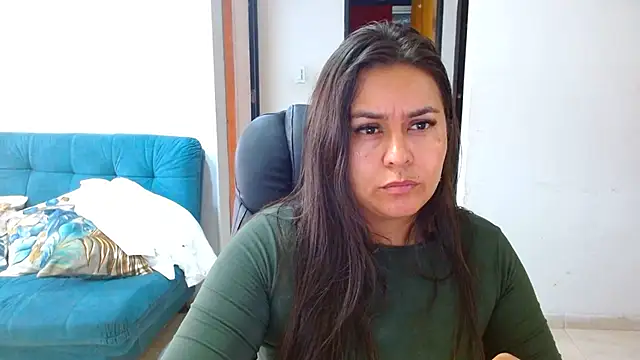 Snapshot of Ixchel_Anaid chatting on 07-06-26, 07:27 Ixchel Anaid online show from 07-06-26, 07:27