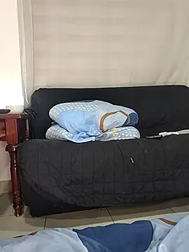 Snapshot of estrella_tasty chatting on 02-27-26, 01:49 estrella tasty online show from 02-27-26, 01:49