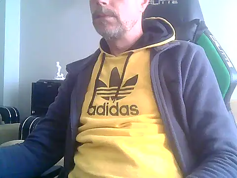 Snapshot of boran34 chatting on 05-03-26, 09:48 boran34 online show from 05-03-26, 09:48