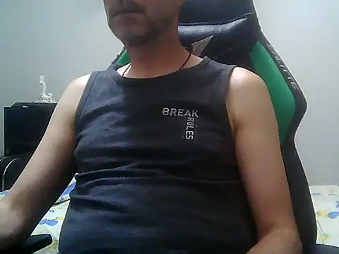 Snapshot of boran34 chatting on 06-05-26, 09:53 boran34 online show from 06-05-26, 09:53