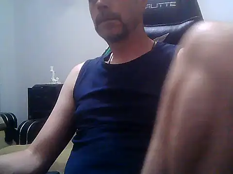 Snapshot of boran34 chatting on 06-27-26, 09:31 boran34 online show from 06-27-26, 09:31