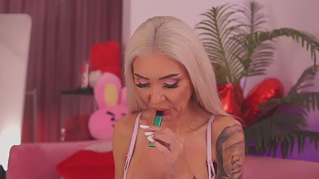 fallingangel online show from 11-12-25, 09:21