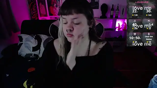 Snapshot of Bdsm_and_fries chatting on 07-18-26, 11:03 Bdsm and fries online show from 07-18-26, 11:03