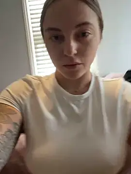 jaseyrae online show from 10-17-25, 03:14