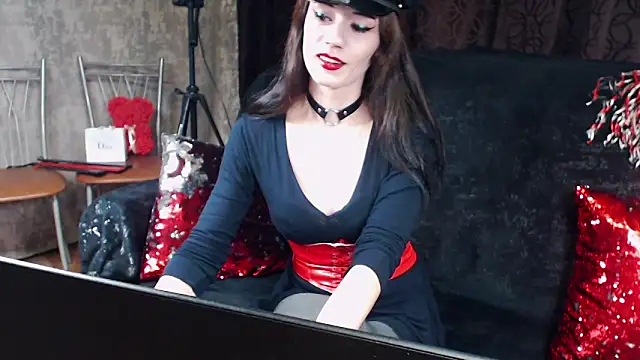 Snapshot of VictoryVega chatting on 09-29-25, 05:18 VictoryVega online show from 09-29-25, 05:18