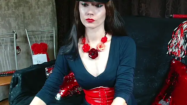 Snapshot of VictoryVega chatting on 10-14-25, 03:57 VictoryVega online show from 10-14-25, 03:57