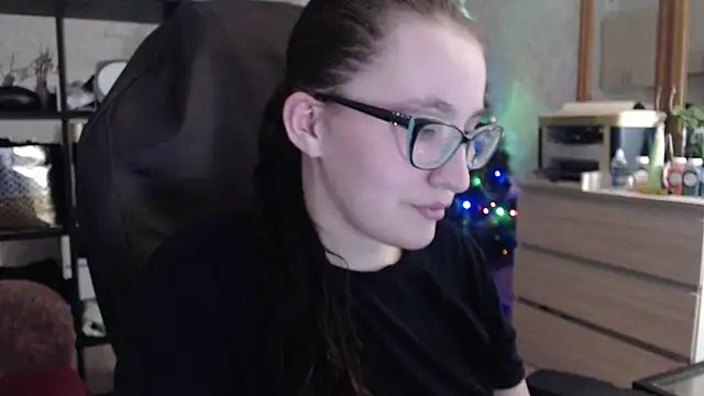 Snapshot of AnKey_Rayah chatting on 02-03-25, 03:59 AnKey Rayah online show from 02-03-25, 03:59