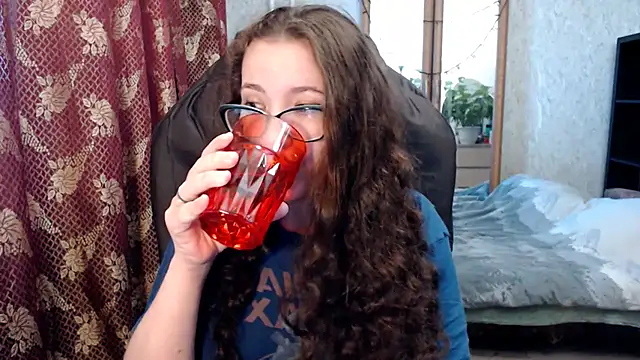 AnKey Rayah online show from 05-18-26, 10:48