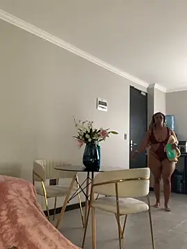 Snapshot of CurvyDesire1 chatting on 03-02-26, 06:47 CurvyDesire1 online show from 03-02-26, 06:47