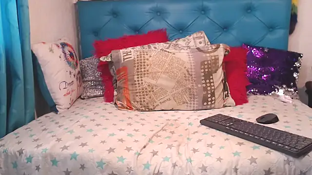 SARAWILLS online show from 03-20-26, 02:11