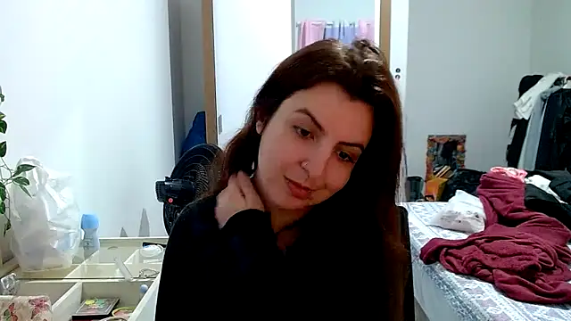 Snapshot of chelbyy chatting on 10-02-25, 03:57 chelbyy online show from 10-02-25, 03:57