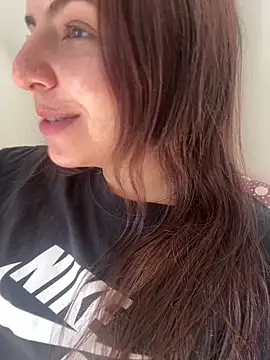 Snapshot of chelbyy chatting on 11-01-25, 05:37 chelbyy online show from 11-01-25, 05:37