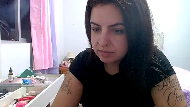 Snapshot of chelbyy chatting on 12-17-25, 12:49 chelbyy online show from 12-17-25, 12:49