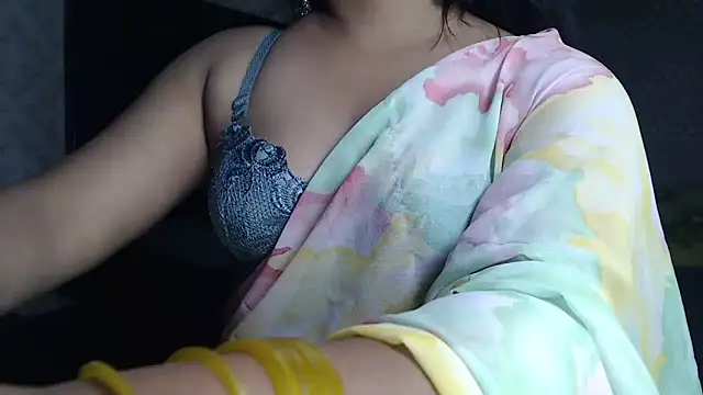 Snapshot of Indian_Anu chatting on 03-04-25, 05:45 Indian Anu online show from 03-04-25, 05:45