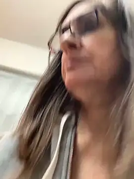 PreciousKittyXO online show from 01-08-25, 12:17